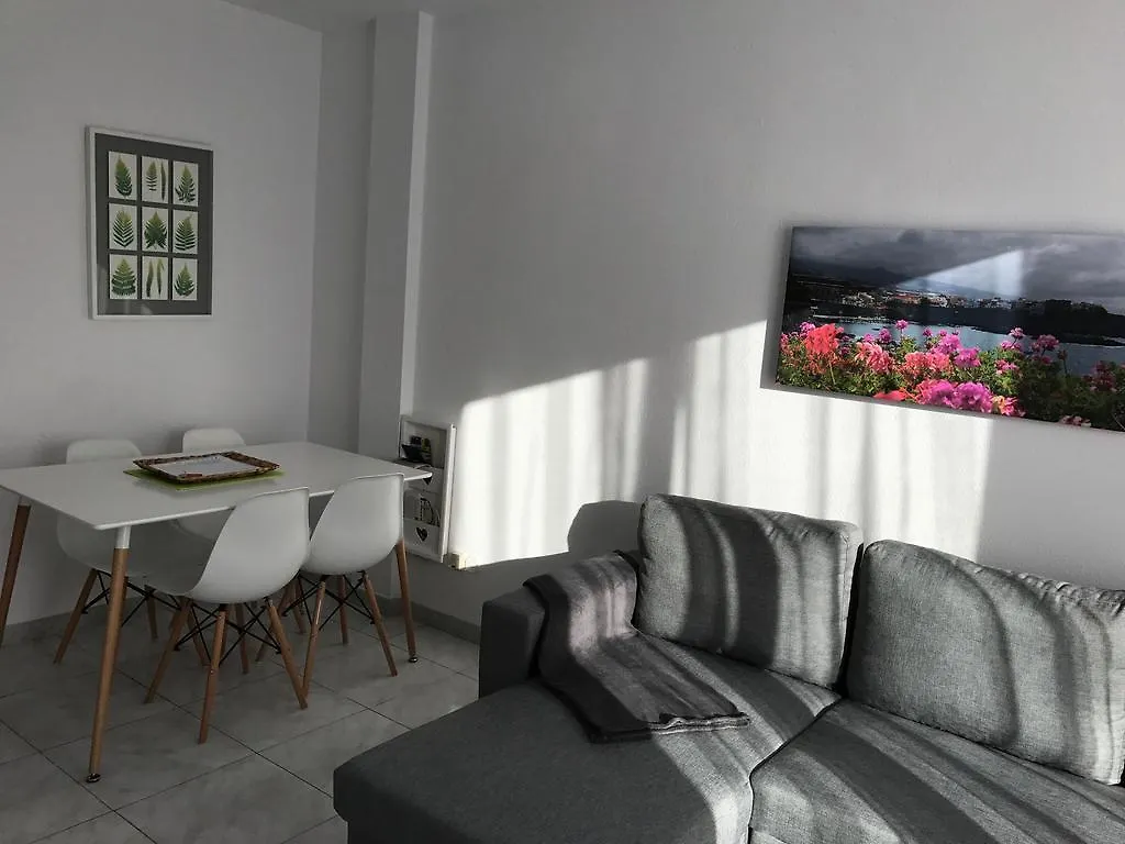 Apartment La Punta